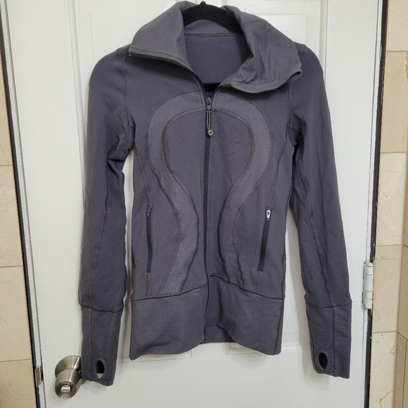 Lululemon in Stride Full zip jacket size 2. - Picture 1 of 8